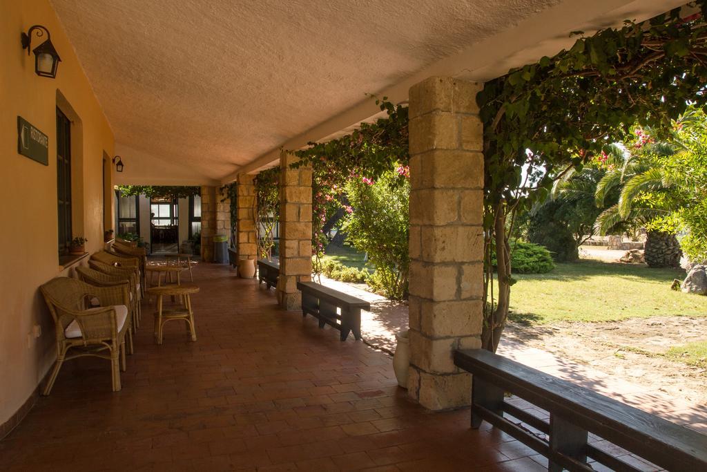 Hotel Ristorante Sa Pedrera Càbras Kültér fotó